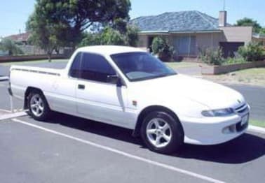 1995 Holden Commodore Ute (base)