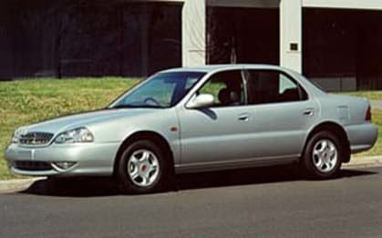 Kia Credos 2000 | CarsGuide