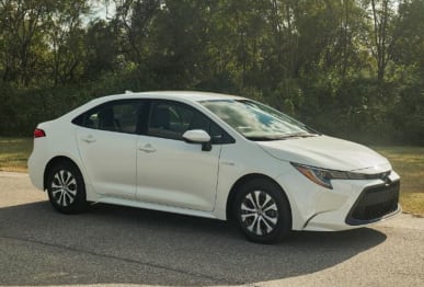 2020 Toyota Corolla Sedan Ascent Sport