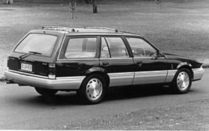 1988 Holden Calais Wagon (base)