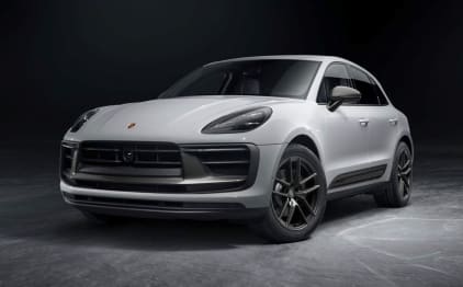 2022 Porsche Macan SUV T