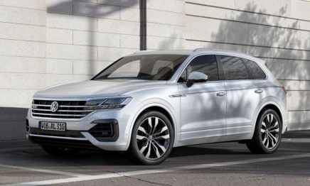 2022 Volkswagen Touareg SUV 210TDI R-Line