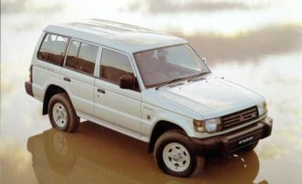 1996 Mitsubishi Pajero SUV GLX LWB (4X4)