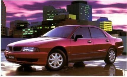 1999 Mitsubishi Magna Sedan Executive