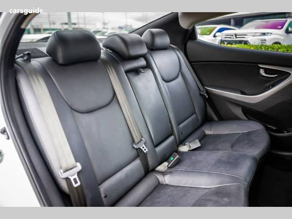 elantra isofix