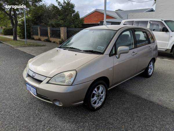 Suzuki liana rh416