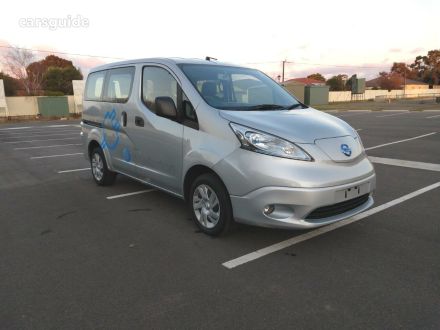 used nissan env200 for sale