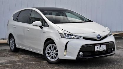 2020 Toyota Prius V I-Tech