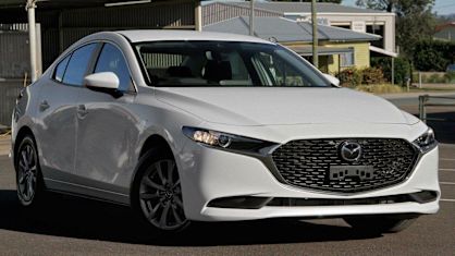 2025 Mazda 3 G20 Pure