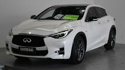 2019 Infiniti Q30 Sport