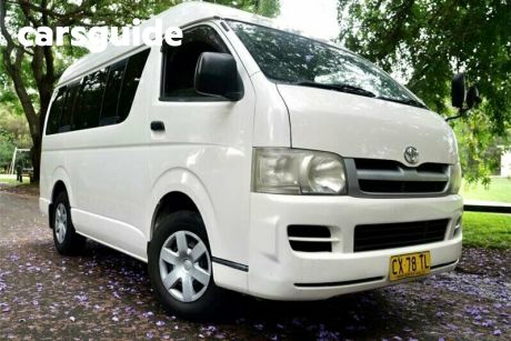 Toyota hiace store van 2005