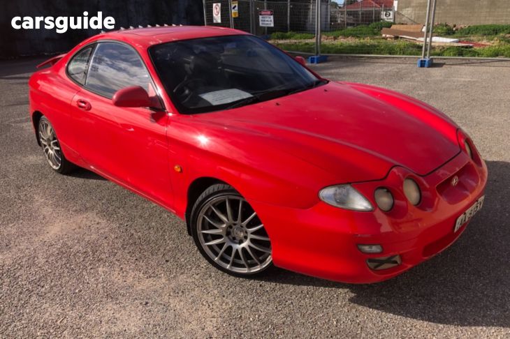 Red 2000 Hyundai Coupe Coupe FX