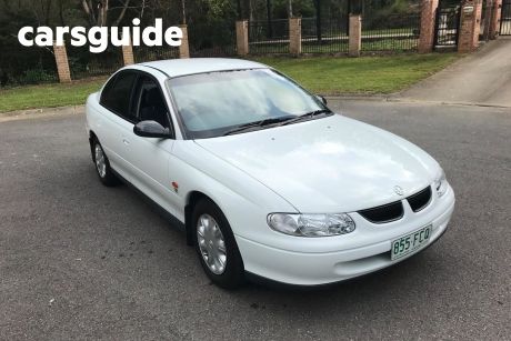 White 1999 Holden Commodore Sedan Executive