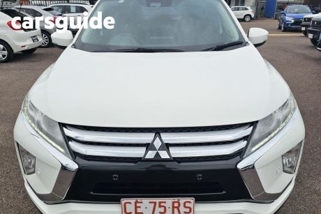 White 2018 Mitsubishi Eclipse Cross Wagon LS (2WD)