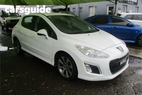 White 2012 Peugeot 308 Hatchback Active HDI