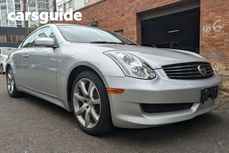 Silver 2006 Nissan Skyline Coupe 350GT