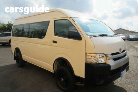 White 2016 Toyota HiAce Commercial Commuter Bus