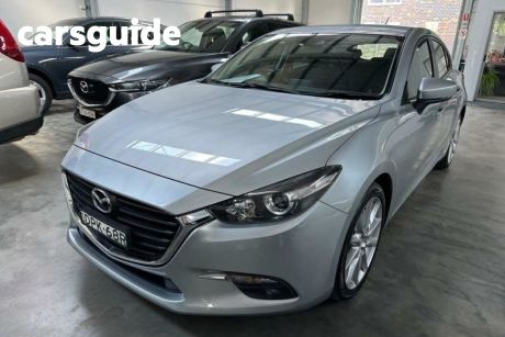 Silver 2017 Mazda 3 Hatchback SP25
