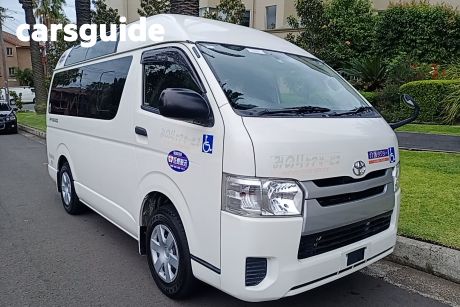 2015 Toyota HiAce Commercial