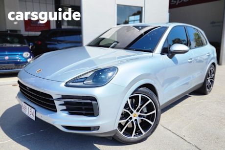 Silver 2019 Porsche Cayenne Wagon S