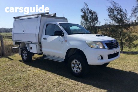 White 2012 Toyota Hilux Ute Tray KUN26R SR Cab Chassis 2dr Man 5sp 4x4 3.0DT