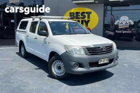 White 2011 Toyota Hilux Dual Cab Pick-up Workmate
