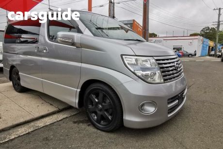 Silver 2005 Nissan Elgrand Commercial Highway Star