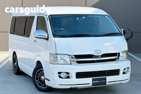White 2008 Toyota HiAce Commercial TRH214 9 SEATER 4CYL 2.7L 4SP AUTOMATIC 4D VAN