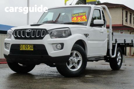 White 2020 Mahindra PIK-UP Cab Chassis 4WD S6+