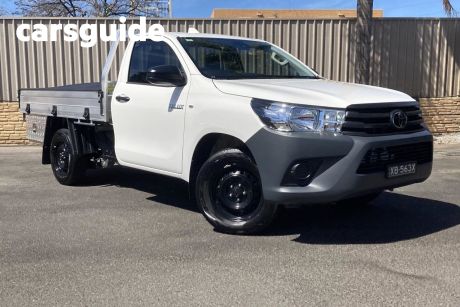 White 2022 Toyota Hilux Cab Chassis Workmate (4X2)