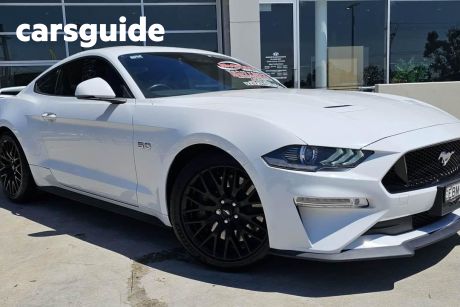 White 2018 Ford Mustang OtherCar GT