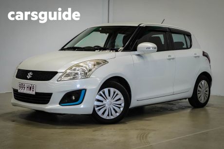 White 2014 Suzuki Swift Hatchback GL Navigator