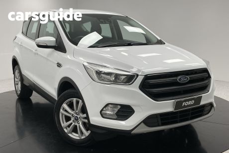 White 2018 Ford Escape Wagon Ambiente (fwd)