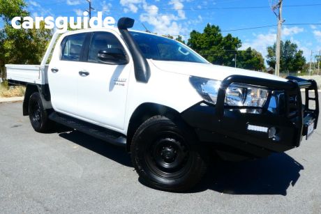 White 2019 Toyota Hilux Double Cab Chassis SR (4X4)