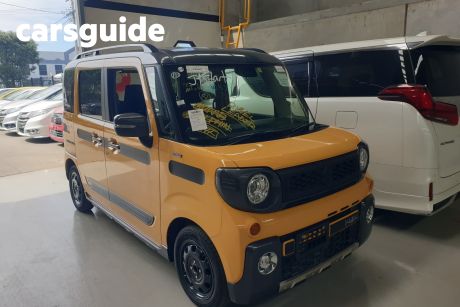 Yellow 2019 Suzuki OTHER Wagon