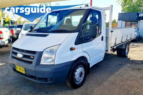 White 2007 Ford Transit Cab Chassis
