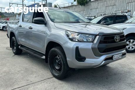 Silver 2020 Toyota Hilux Double Cab Pick Up SR (4X4)