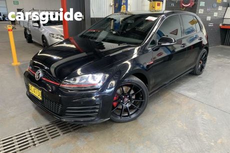 Black 2016 Volkswagen Golf Hatchback GTI