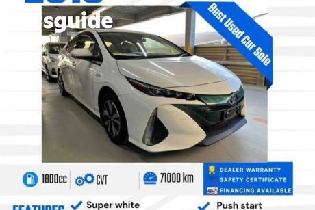 White 2018 Toyota Prius OtherCar SEDAN