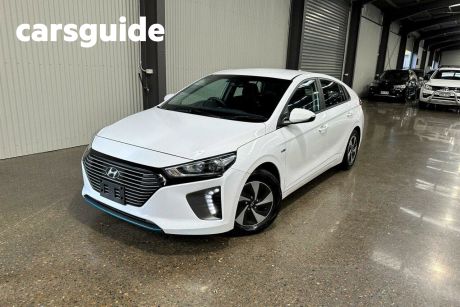 White 2017 Hyundai Ioniq Hatch Hybrid Elite