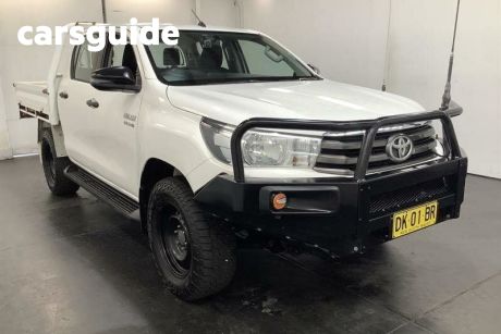 White 2018 Toyota Hilux Double Cab Chassis SR (4X4)
