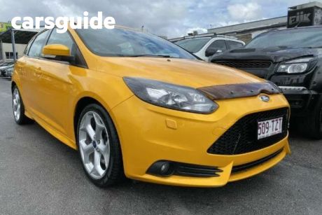 Yellow 2013 Ford Focus Hatchback ST