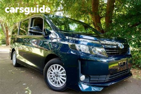 Blue 2015 Toyota Voxy Wagon Premium Selection Premium Selection