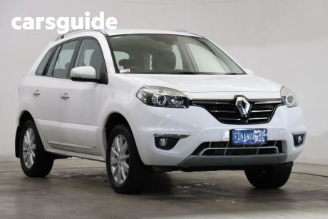 White 2015 Renault Koleos Wagon Expression (4X2)