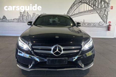 Black 2018 Mercedes-Benz C300 Estate