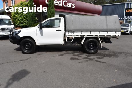 White 2016 Toyota Hilux Dual Cab Utility Workmate (4X4)