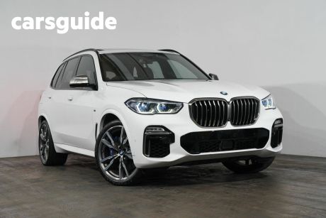 White 2019 BMW X5 Wagon M50D