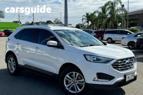 White 2019 Ford Endura Wagon Trend (fwd)