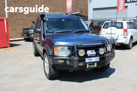 Blue 2005 Land Rover Discovery 3 Wagon SE