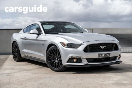 Silver 2016 Ford Mustang Coupe Fastback GT 5.0 V8